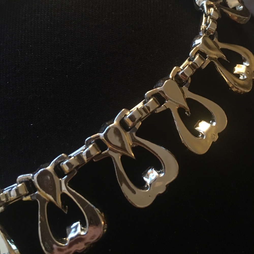 Vintage Statement Piece - image 7